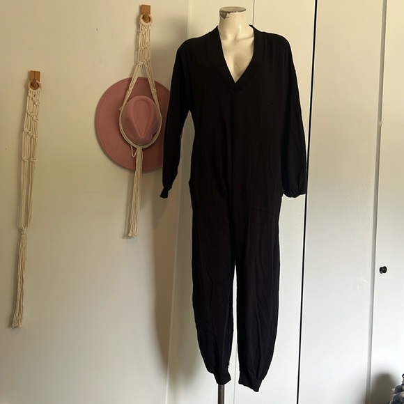 Free People Pants - Free People Black Long-Sleeve V-Neck Jumpsuit